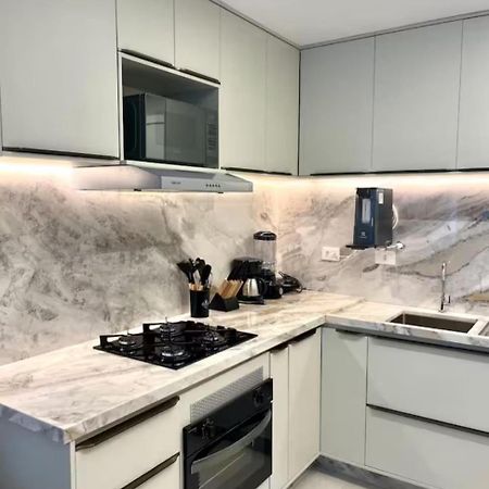 Apartamento Central Apartment เฟย์รา เด ซานตานา ภายนอก รูปภาพ